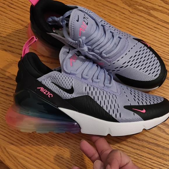 air max 270 be true womens